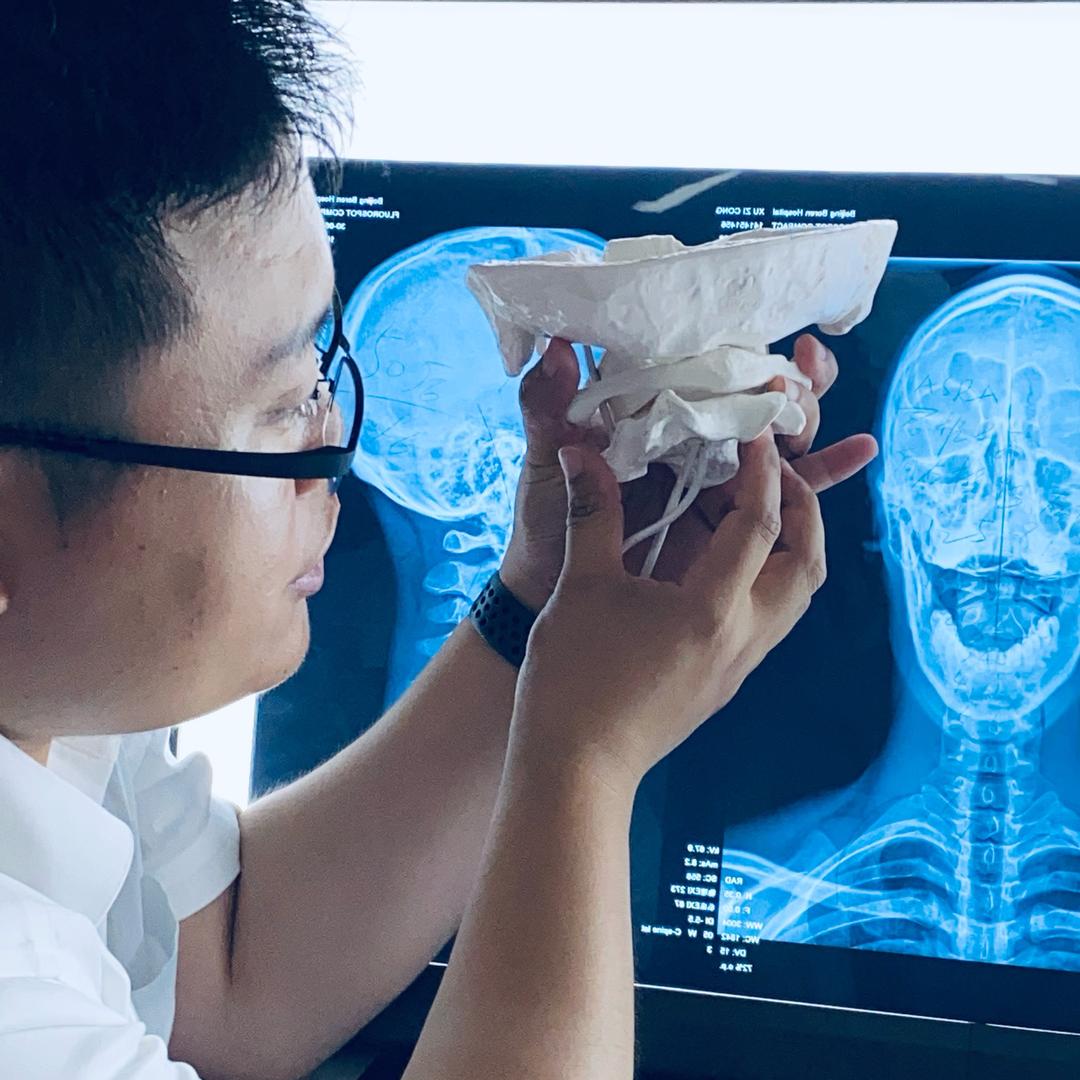 ART刘冠辰老师助手