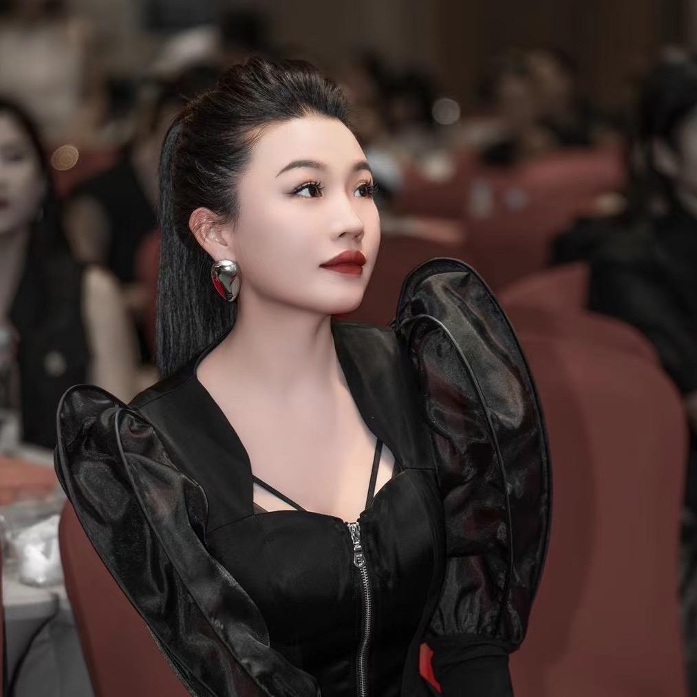 本色纹绣悠悠