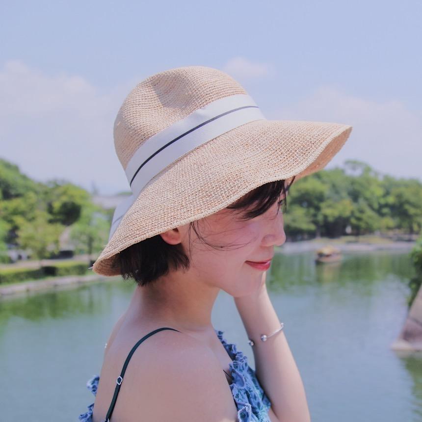 佳烁俏美丽轻奢女装