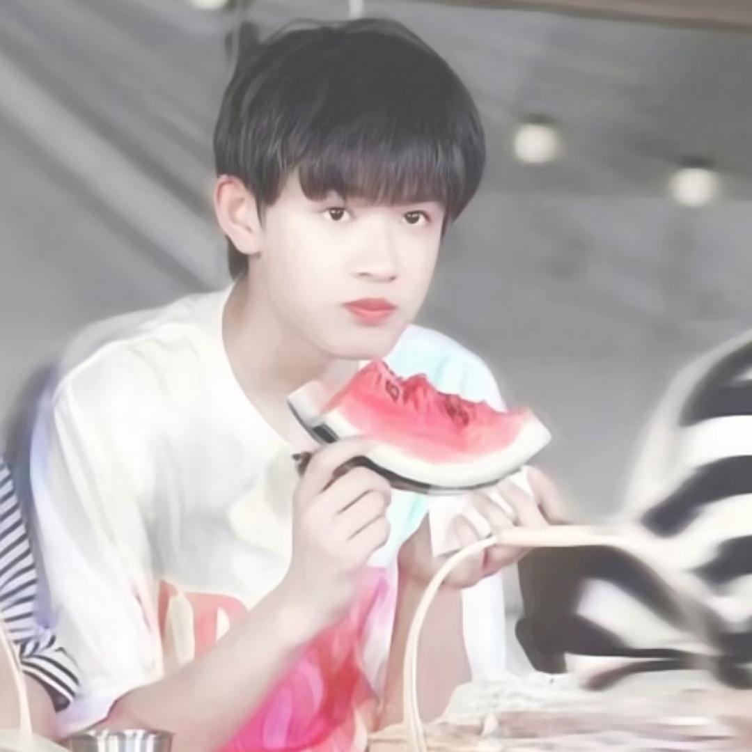 十月🦋🍔