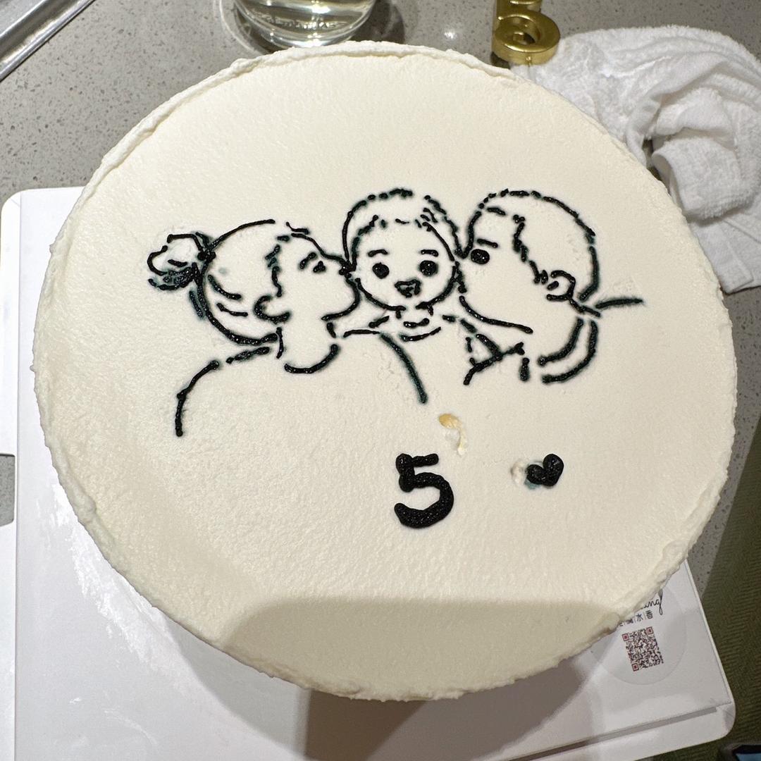 小鲍👨‍👩‍👦