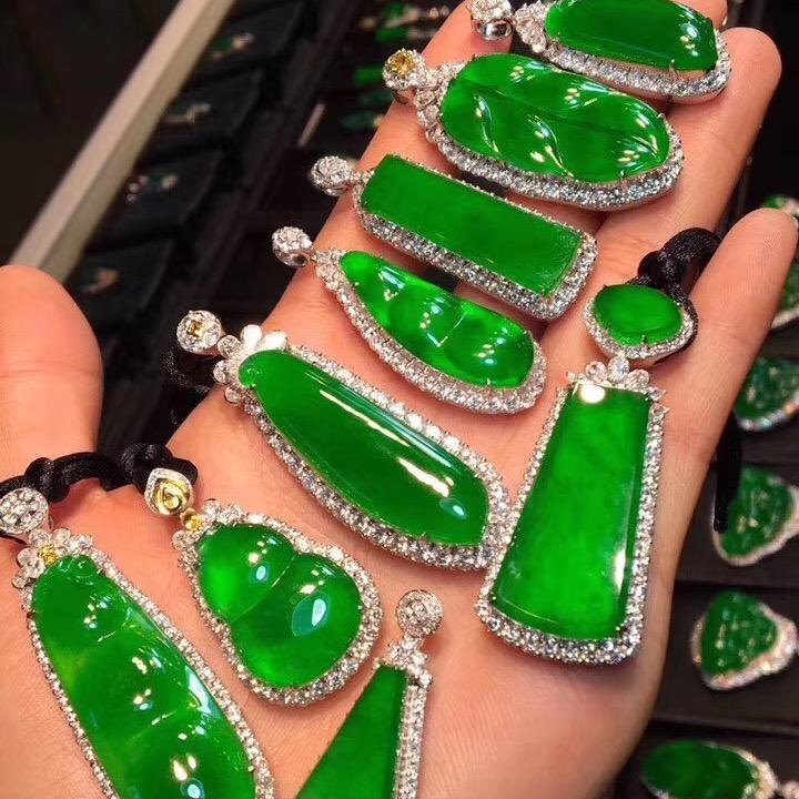 鼎缘翡翠珠宝个体店佑缘翡翠