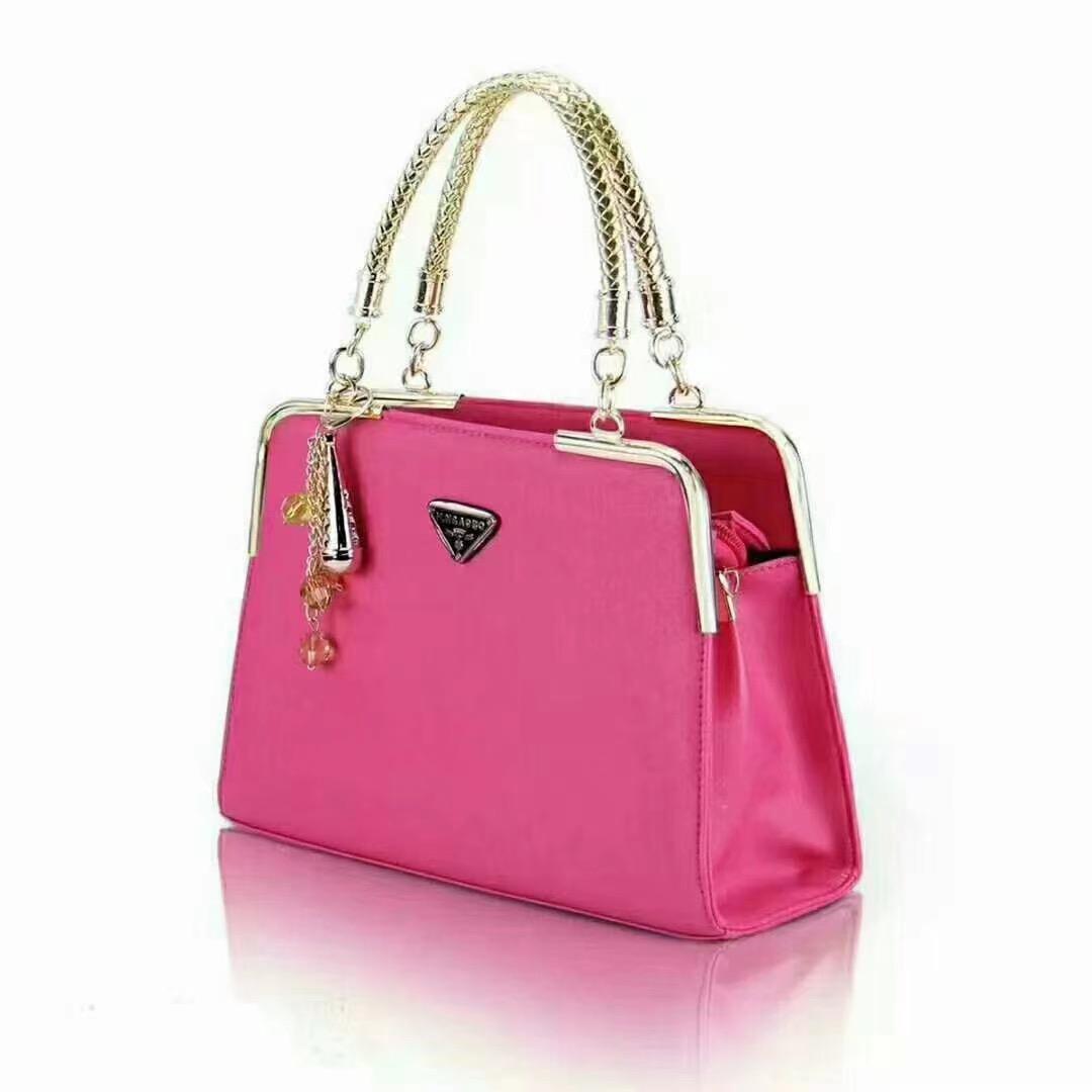 鄧先森:箱包专业打扣加工𠂆