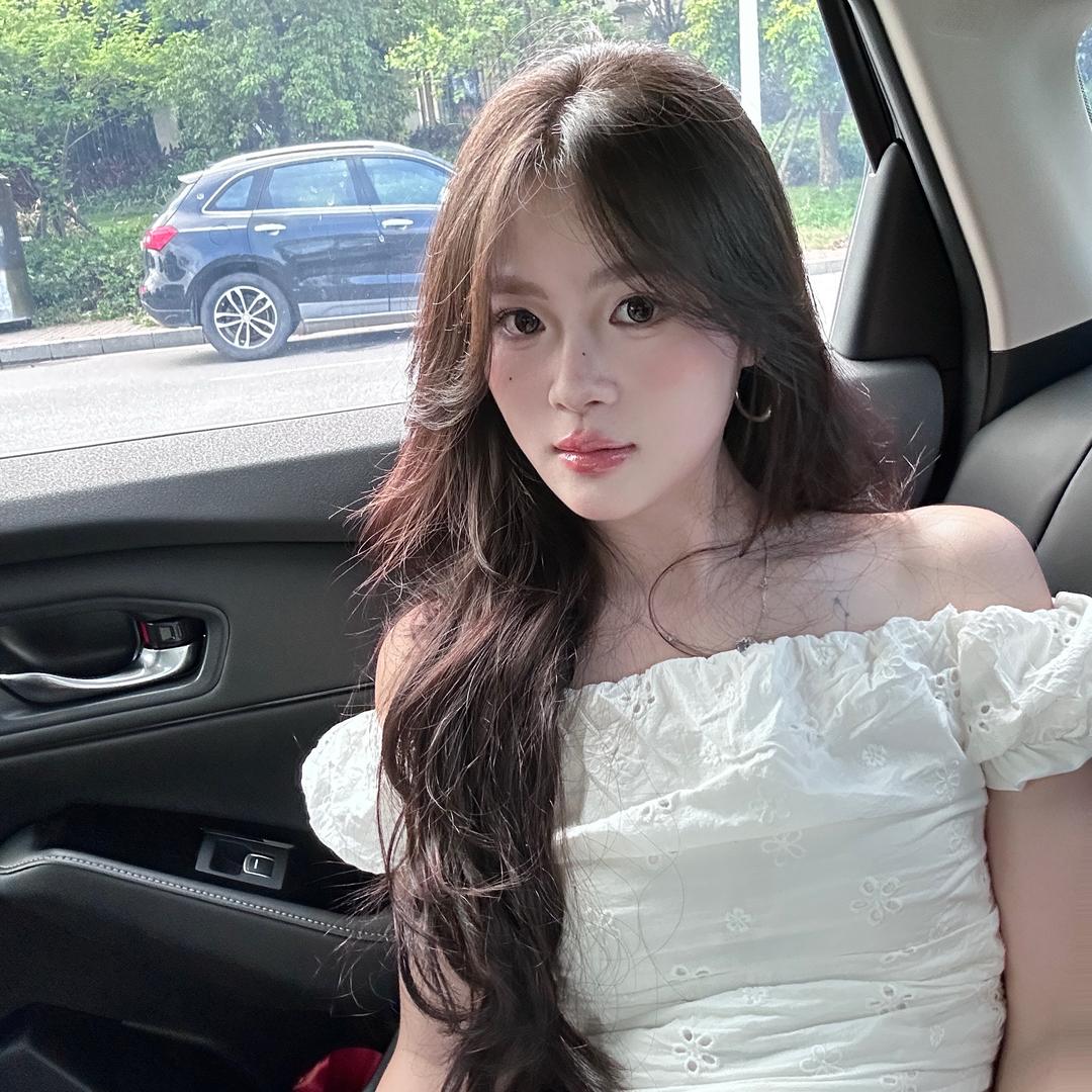 小玲玲🌈🌈🌈