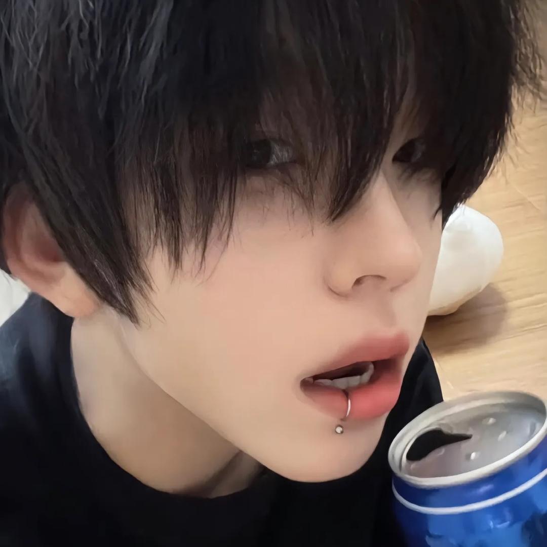 李幼白lyb