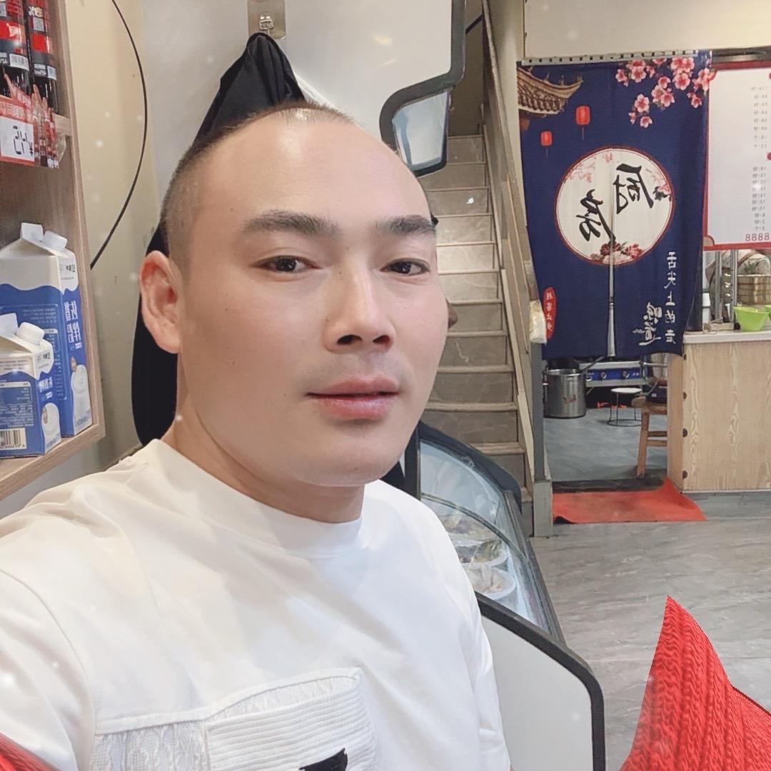 灶伙鲜牛羊头馆～振哥