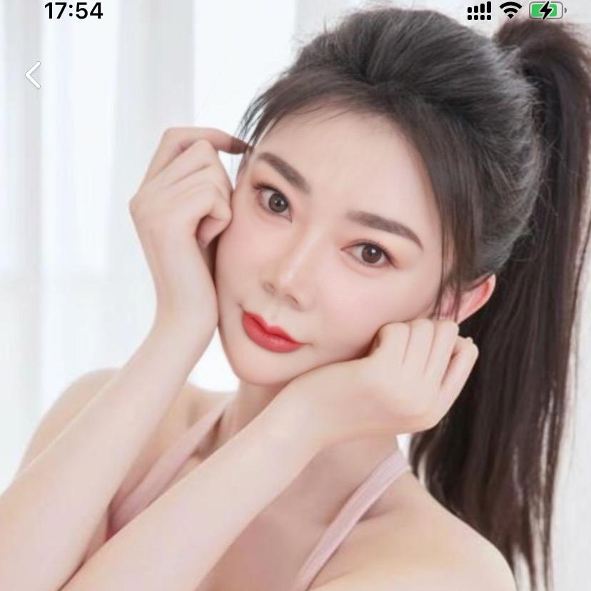 长发小姐姐