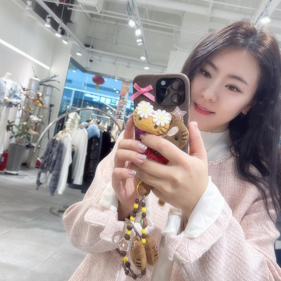 欣宝🎤首播（早上8.10开播）