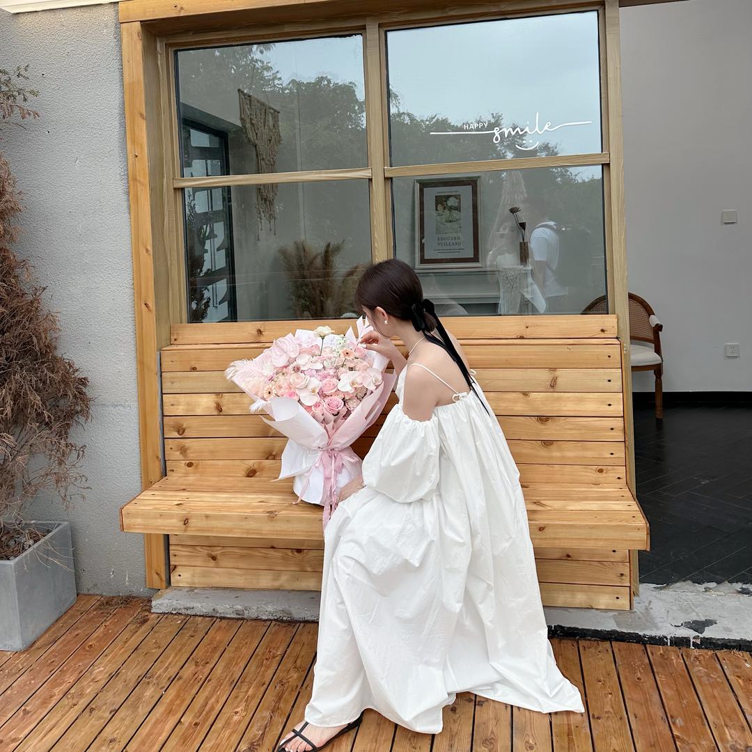 不务正业的日料店老板娘
