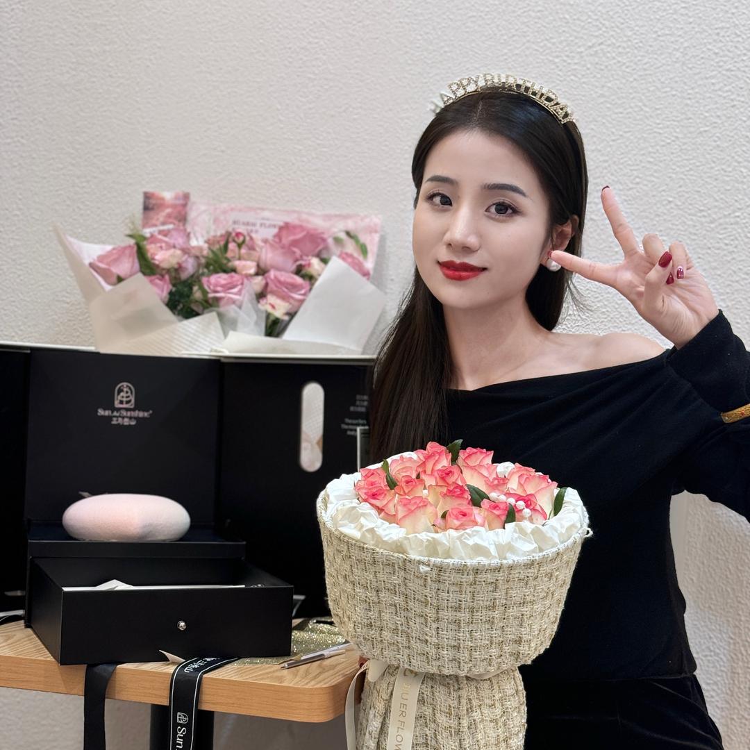 大花花💒