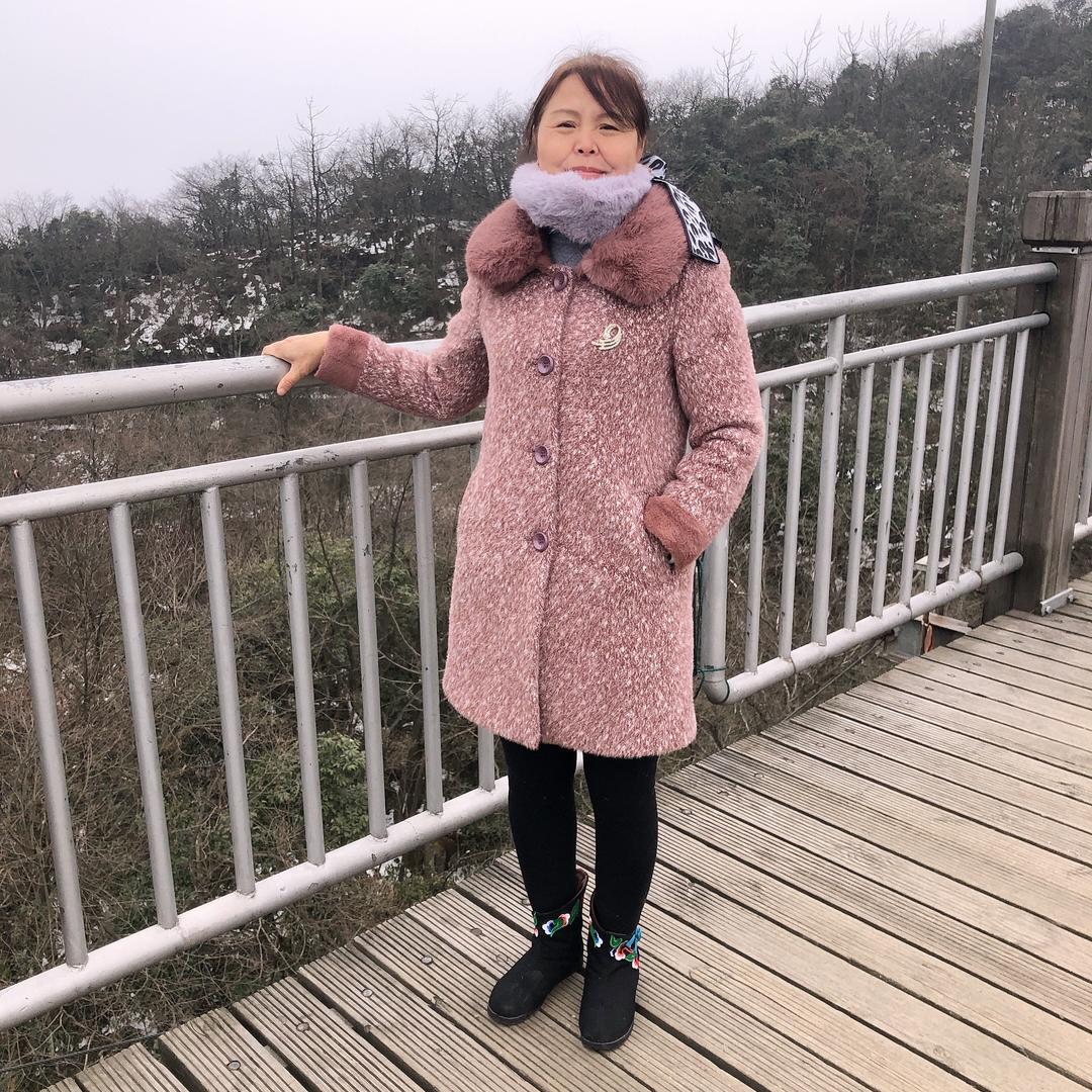 兰花花，