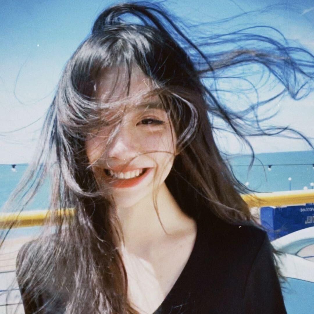 不要去扣肚脐眼