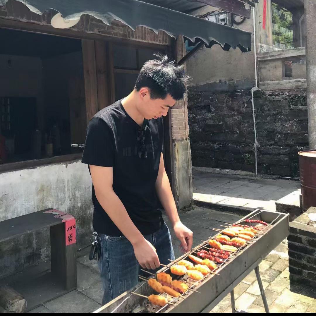 贵州食品工程职业学院小伟学长