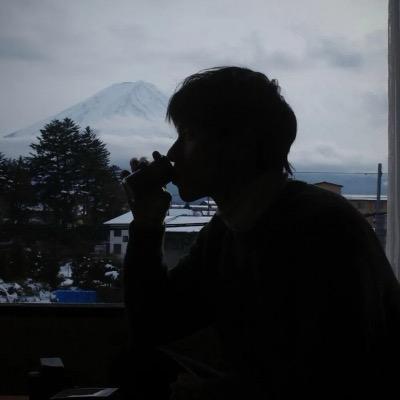 Layman& （俗人）𓁋