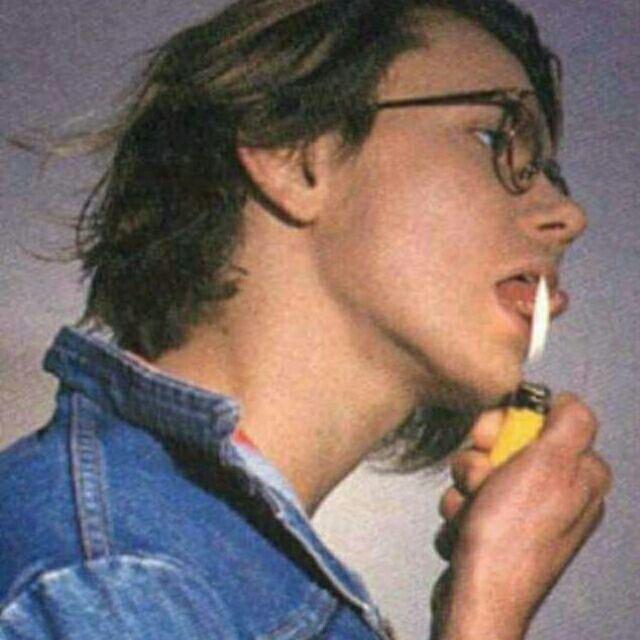 三三