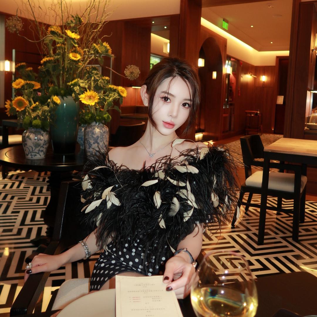 W美丽服饰二号