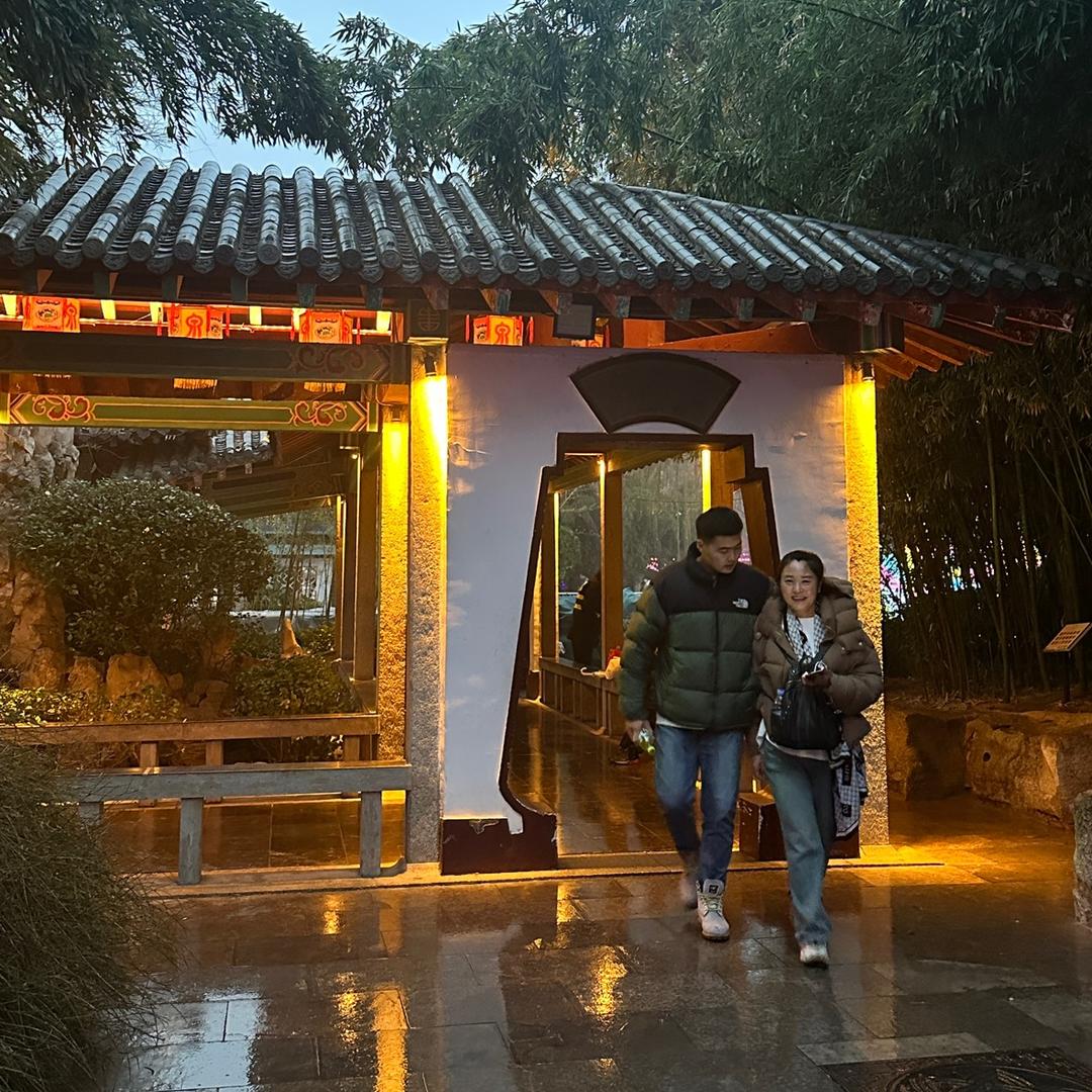 AAA 建材批发李总