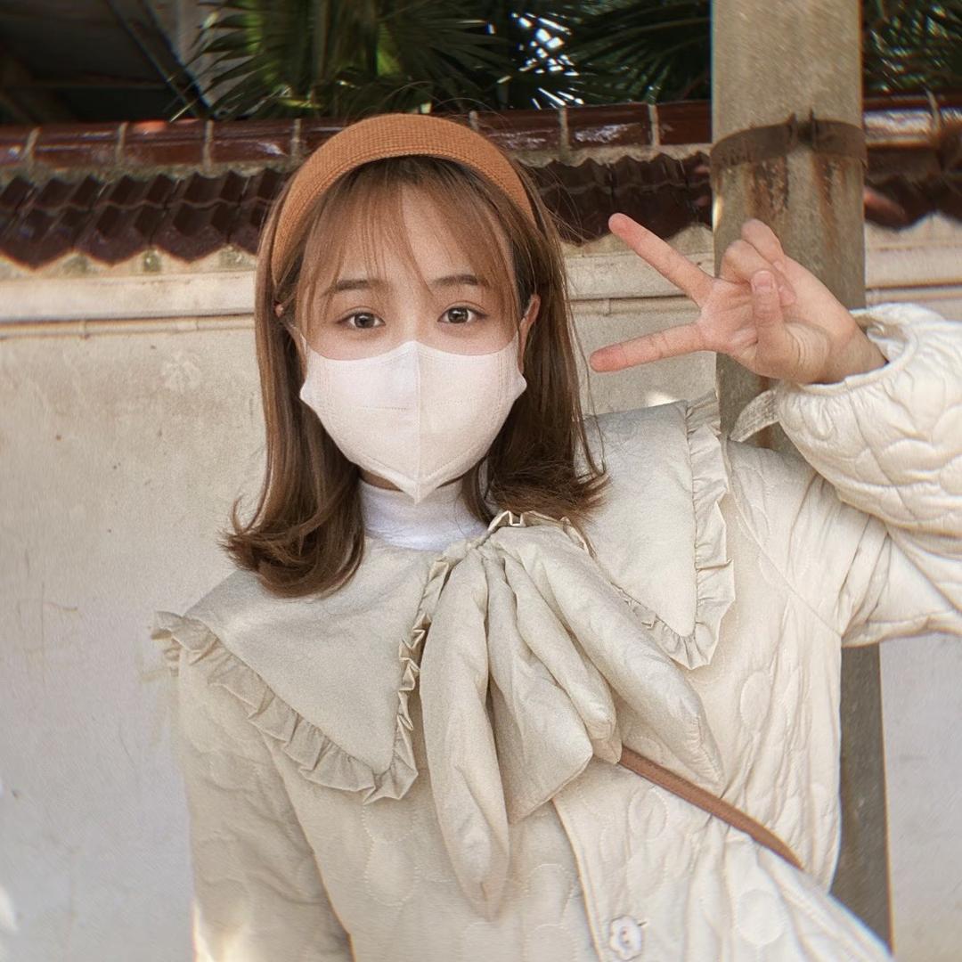 少女红红脸