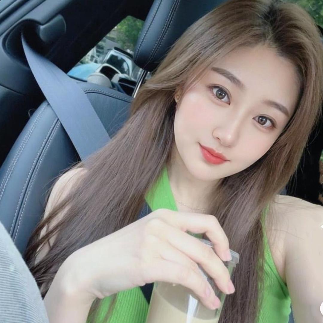 美羊羊😋(⁎⁍̴̛ᴗ⁍̴̛⁎)