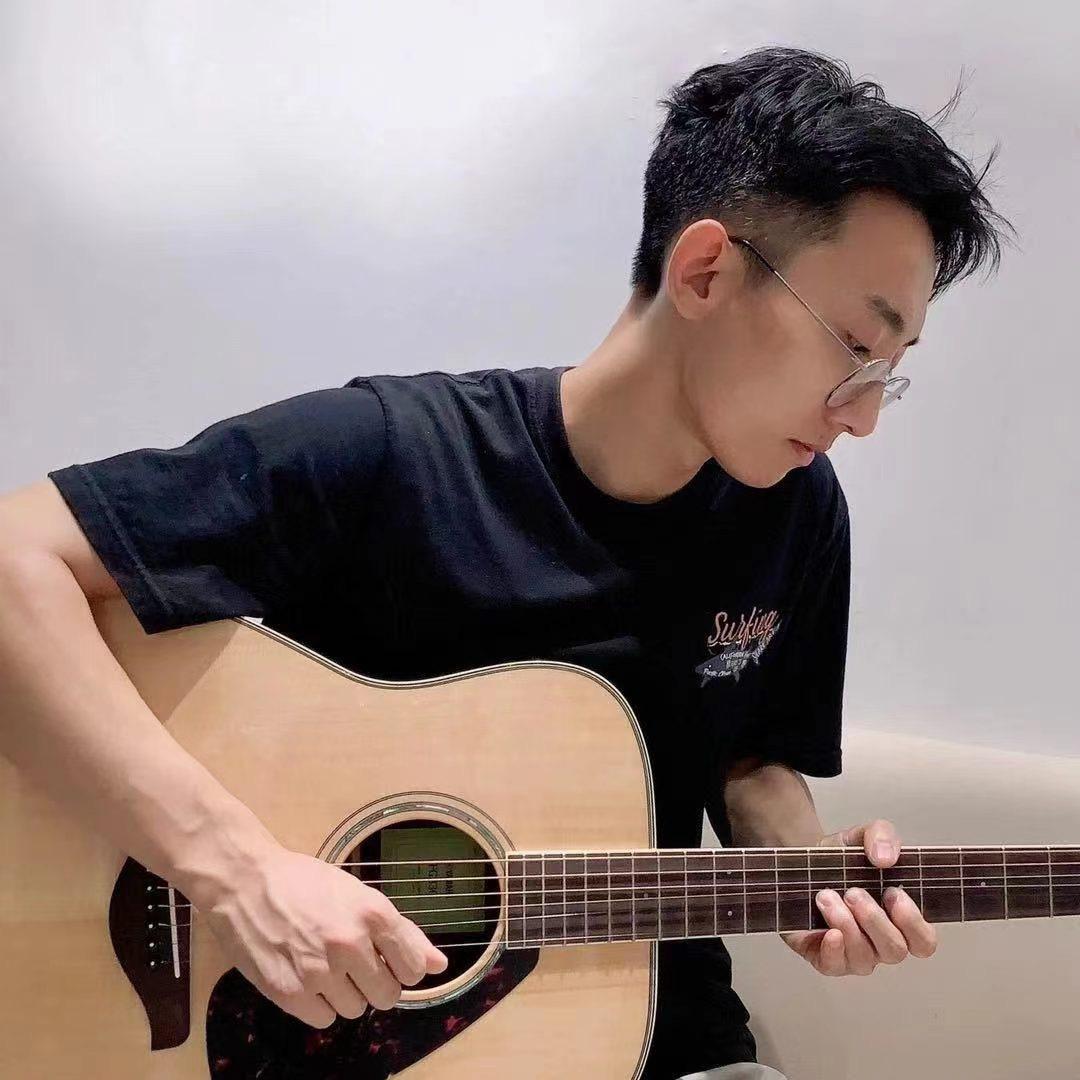 小罗吉他