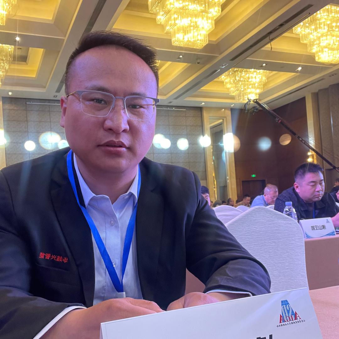 华越兴科技～玻璃切割设备