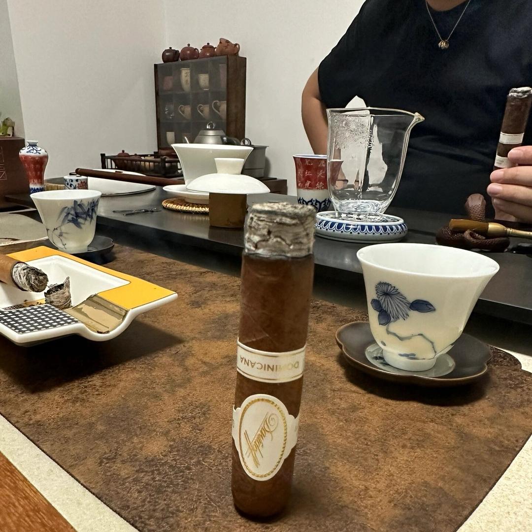 山与故人