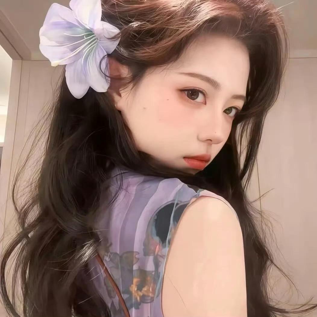 59岁美艳继母