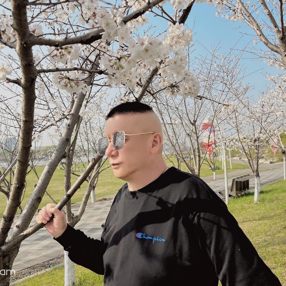 霸道总裁(低调人生，活出自我)
