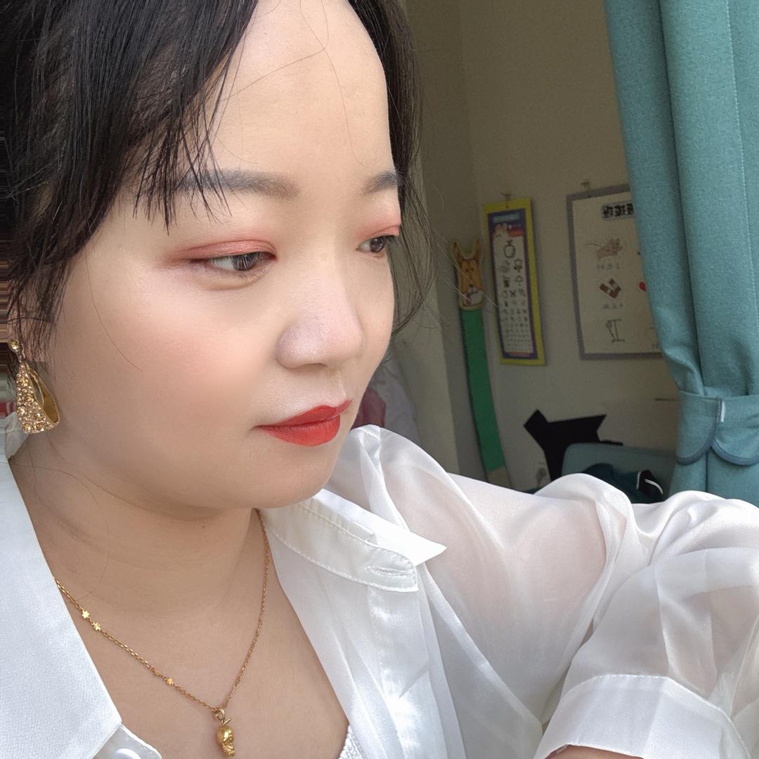 秀秀 锅小言炭火串烧