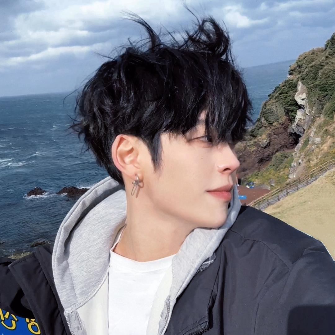 小汪很忙的·INS