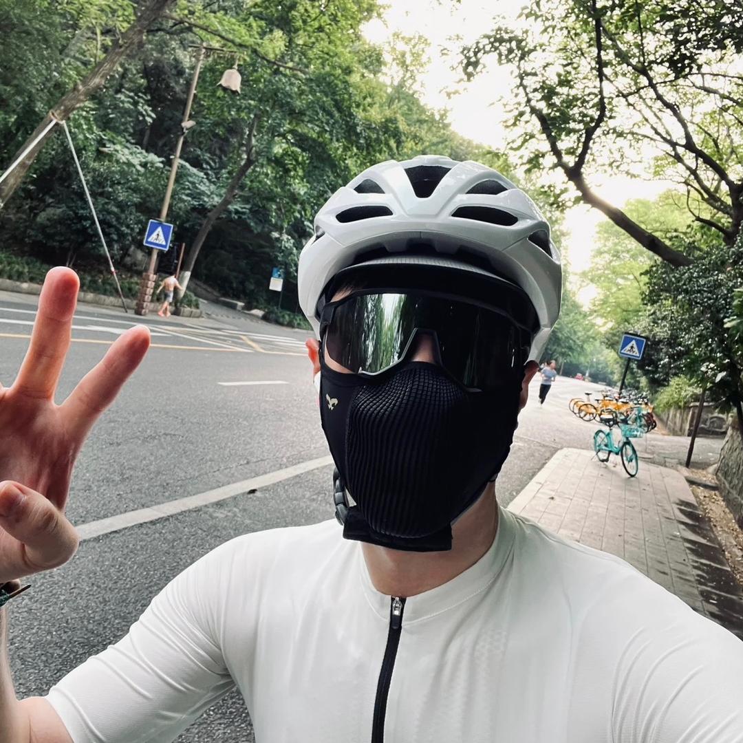 隔壁小曾