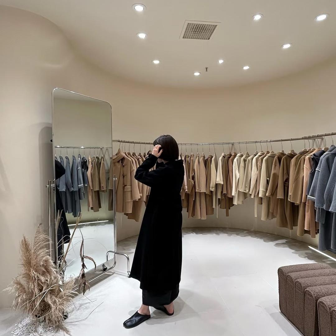 YM女装工厂
