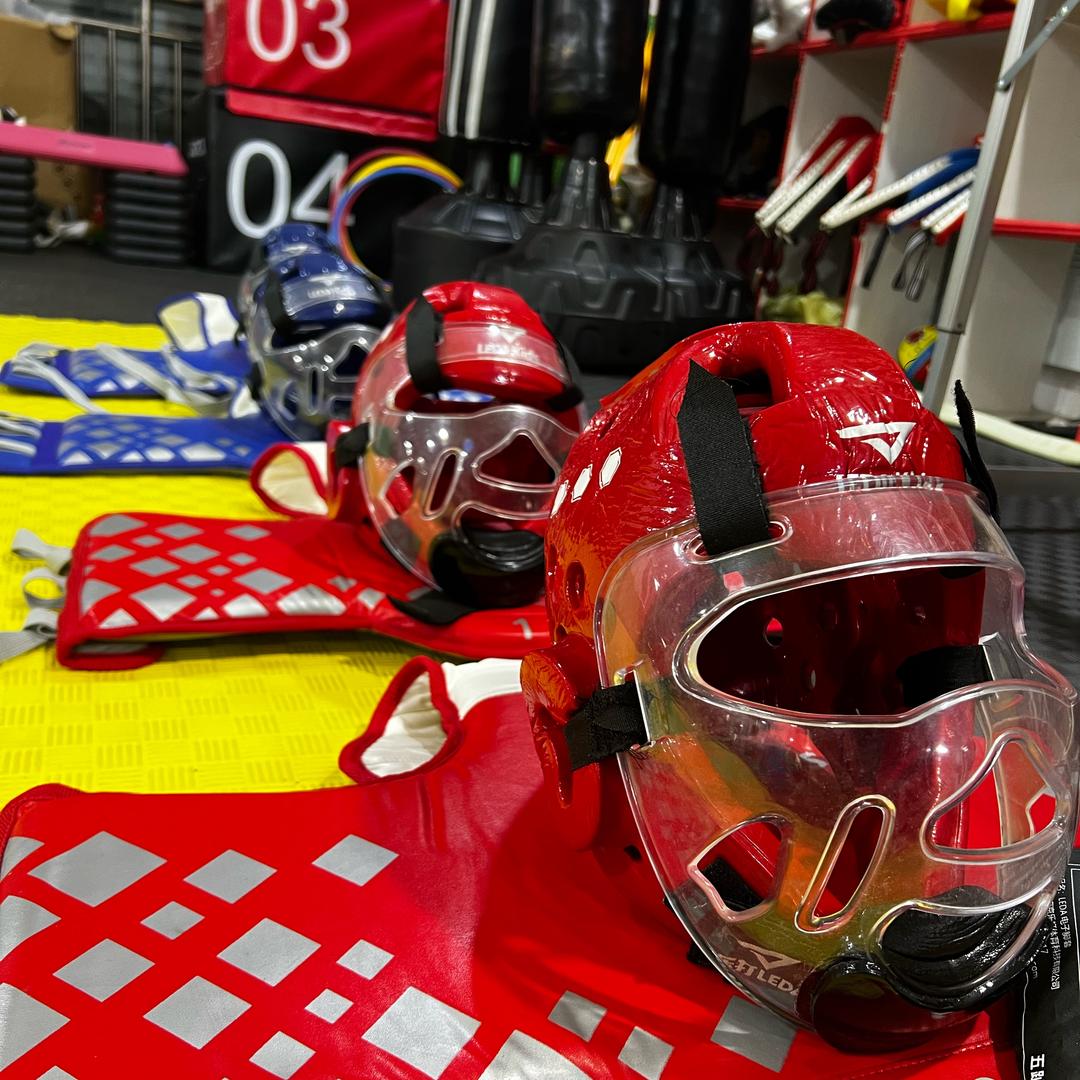 龙泰竞技健身馆