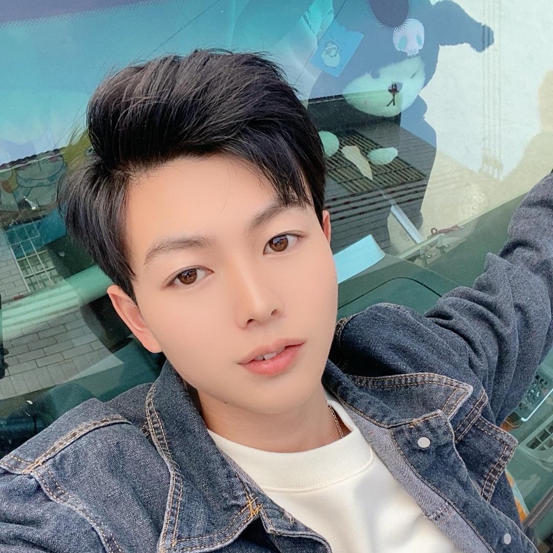 小潘伦日常生活