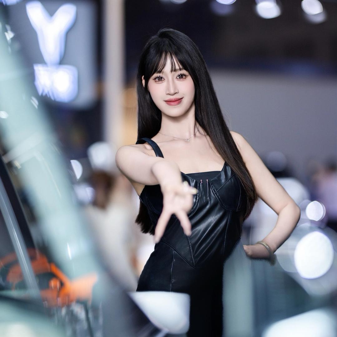 小易呀（9.1🎂 👑）