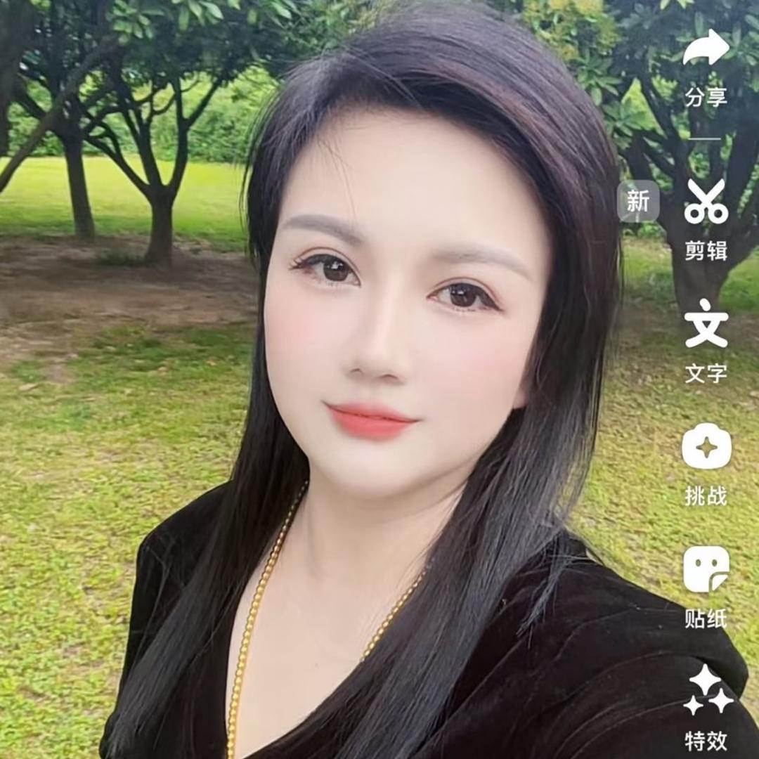 佳佳🌹此号已注销