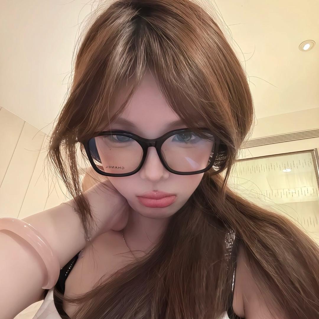 💋