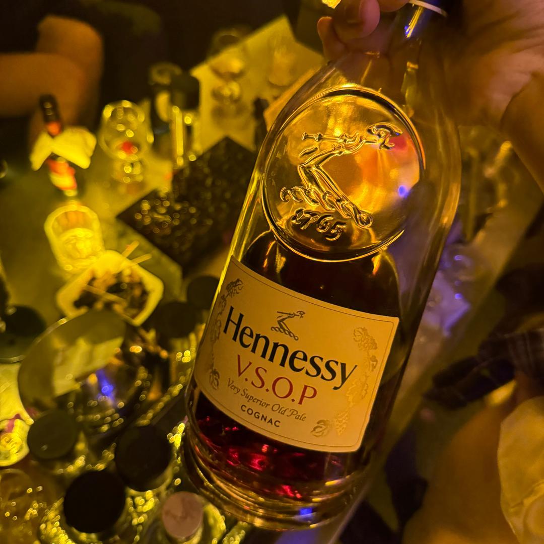 深圳24深酒吧预定 （阿川）