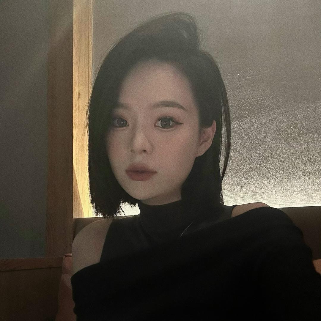 欧尼私服