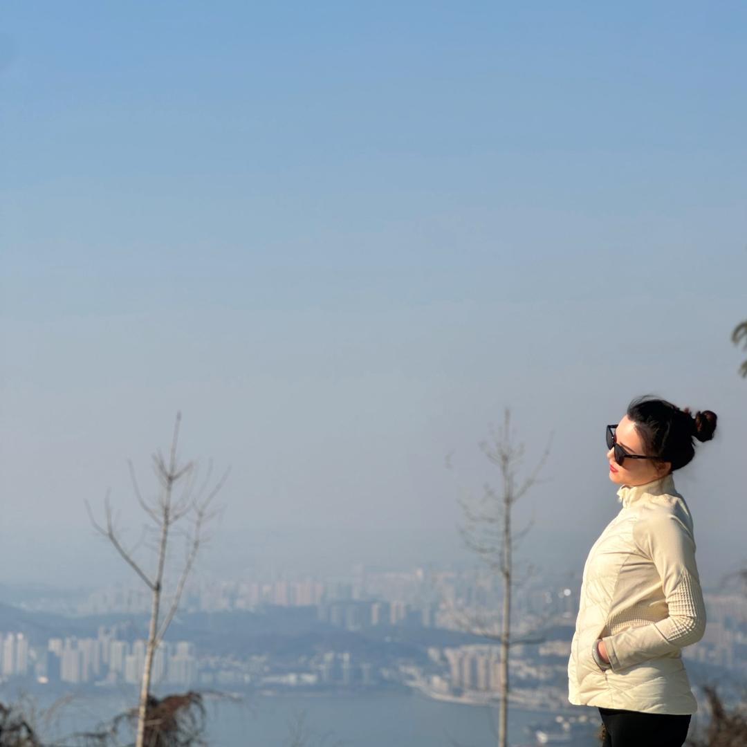 华图教育亦菲老师