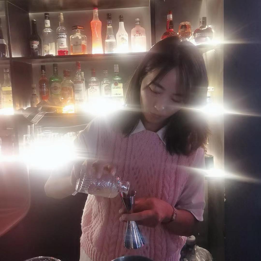 左右日咖夜酒官方号