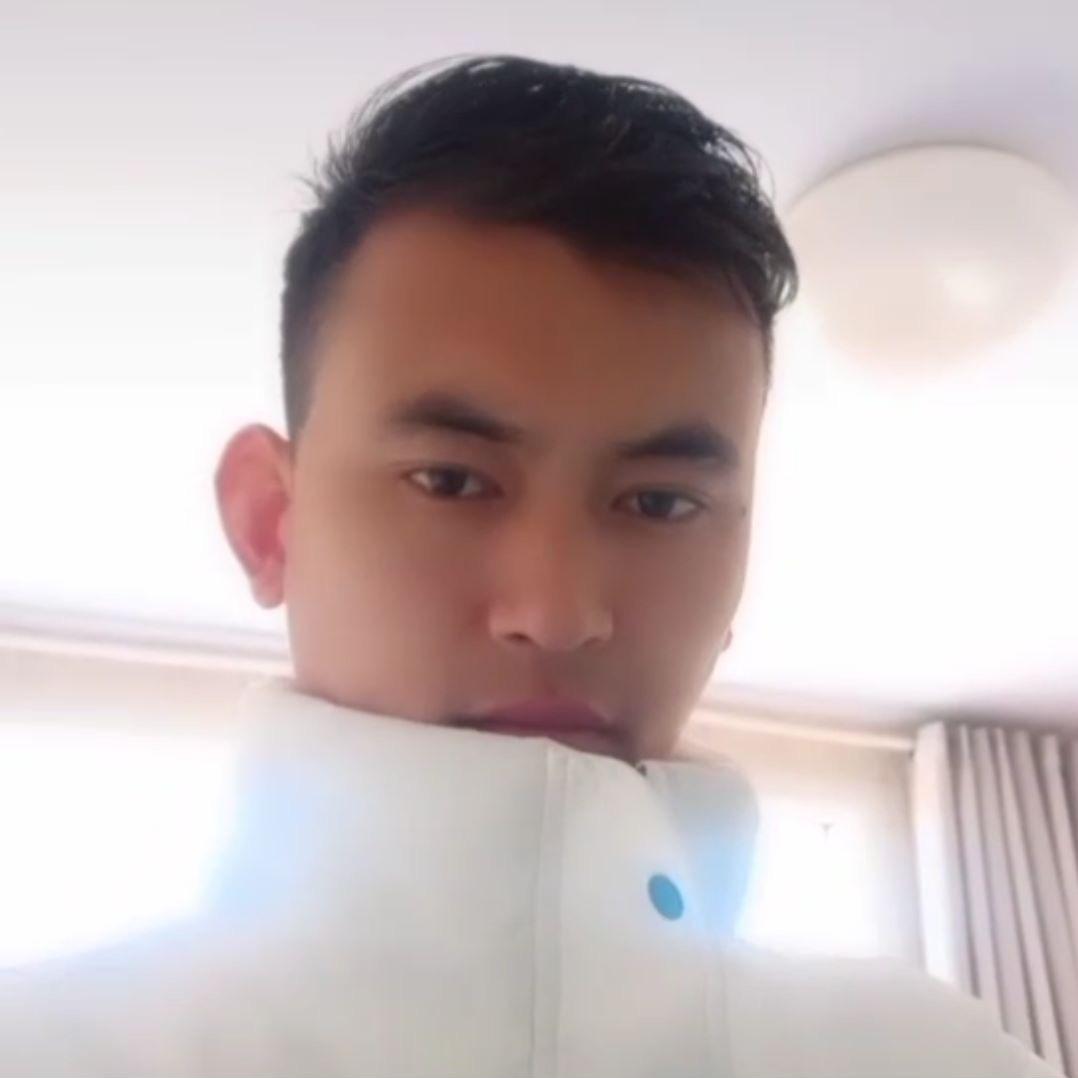 亮子¥