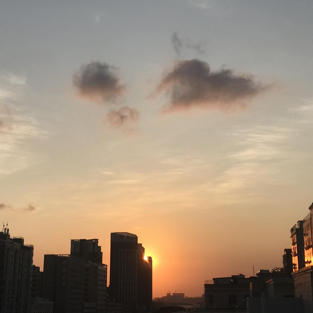 海口琼山区卡酷跳玩具坊