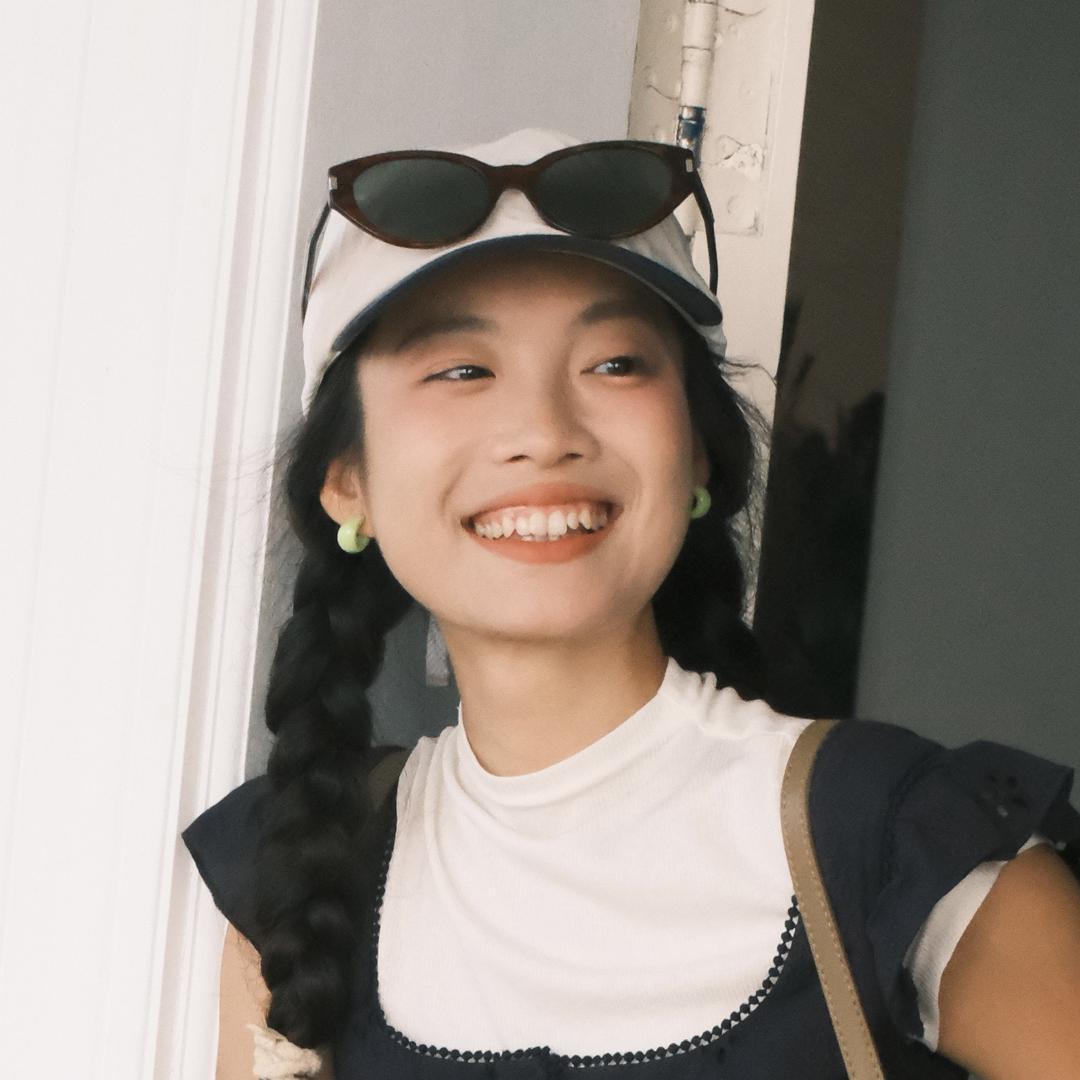 周余今天穿什么