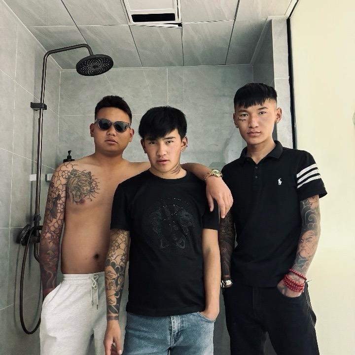 他叫次罗❣️