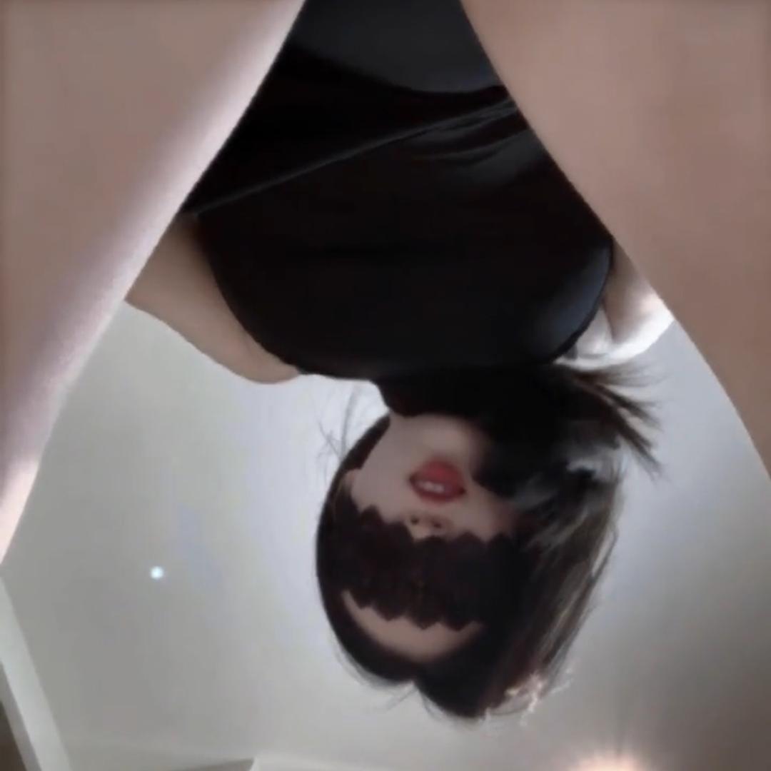 特朗普爱上绝经的我