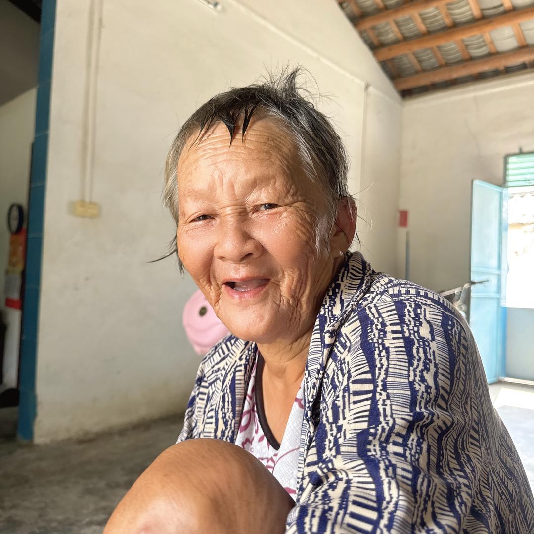 老奶奶80多岁