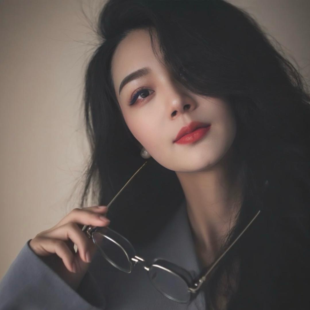 艳 子  不忘初心