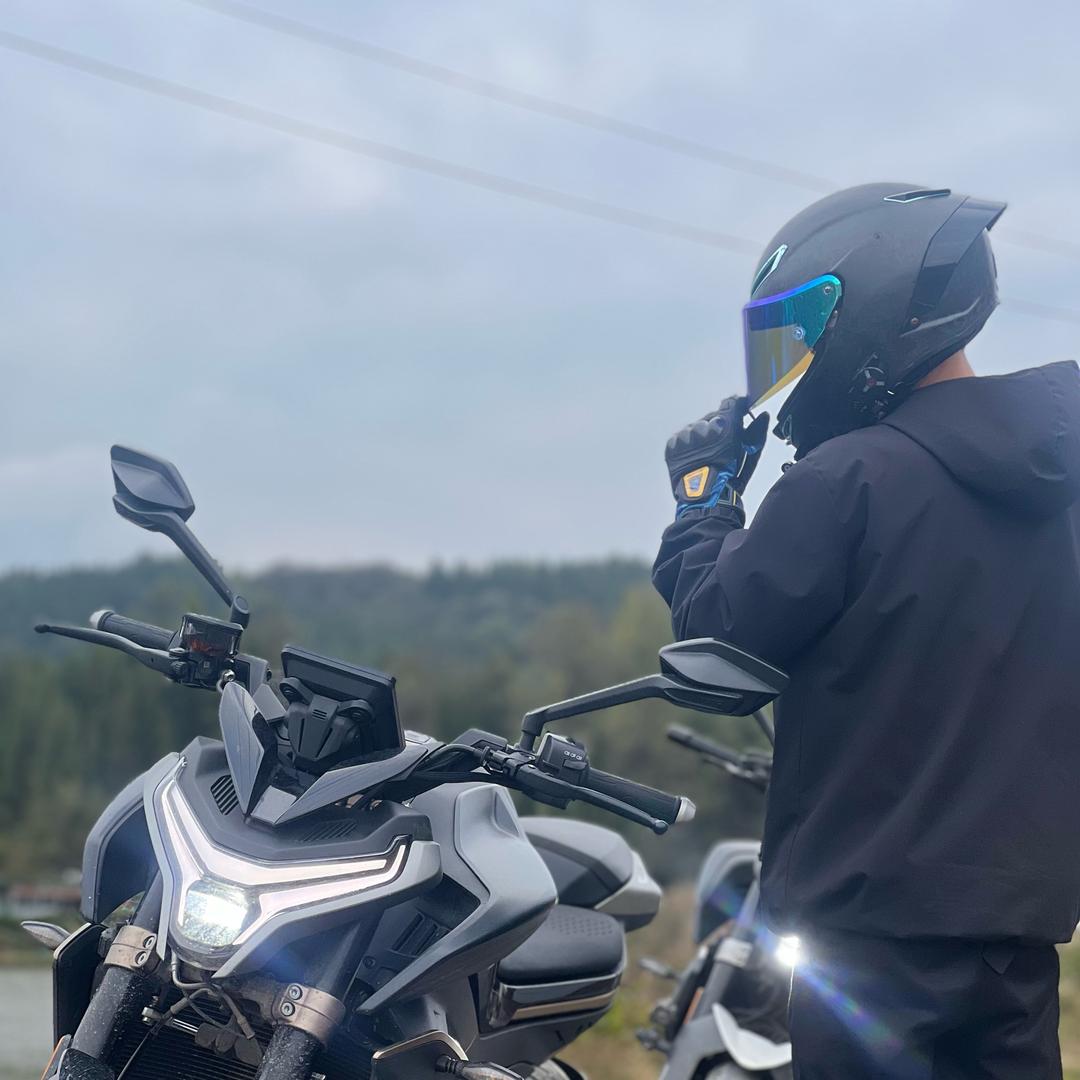 小陈子🏍️