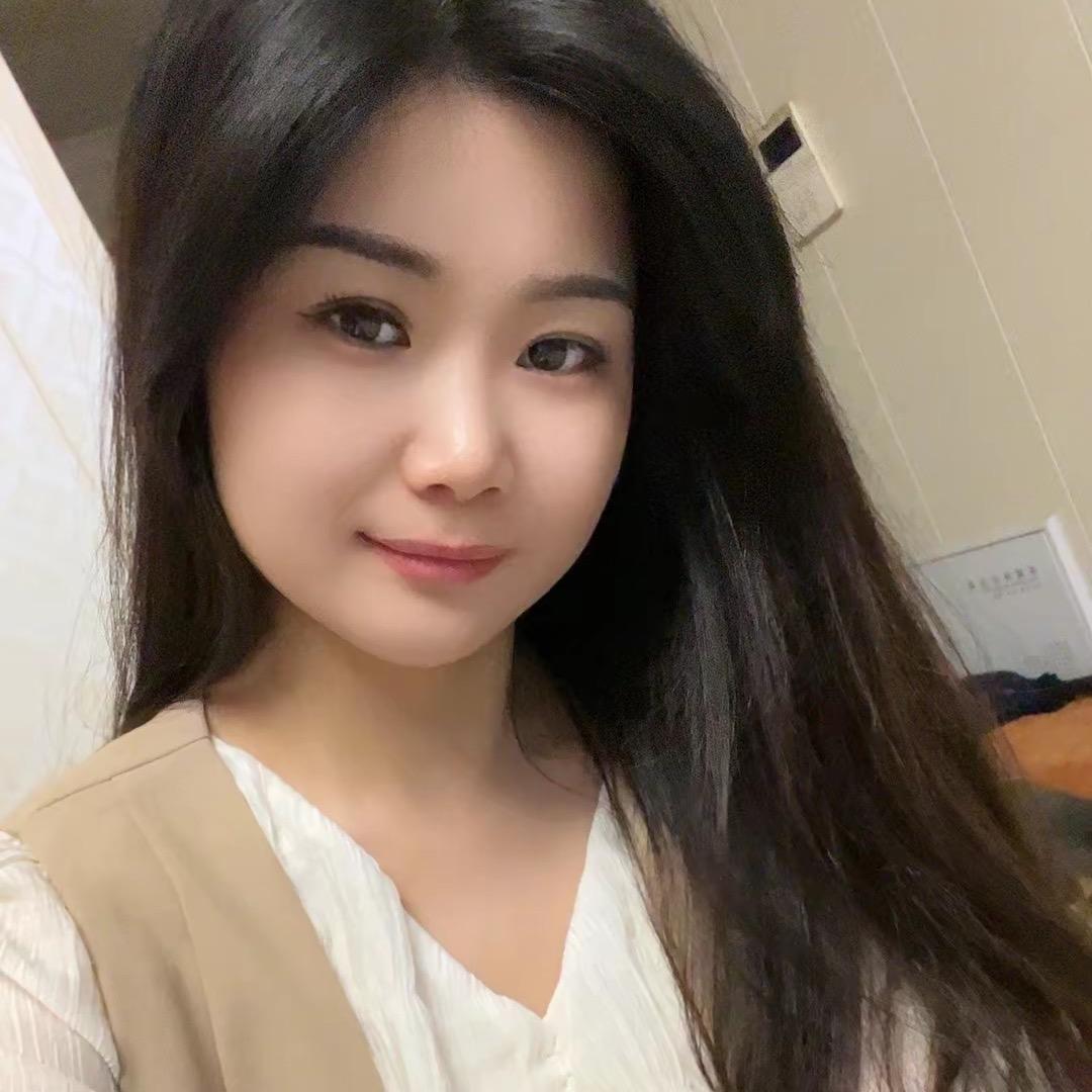 余夏（摆摊卖衣服）